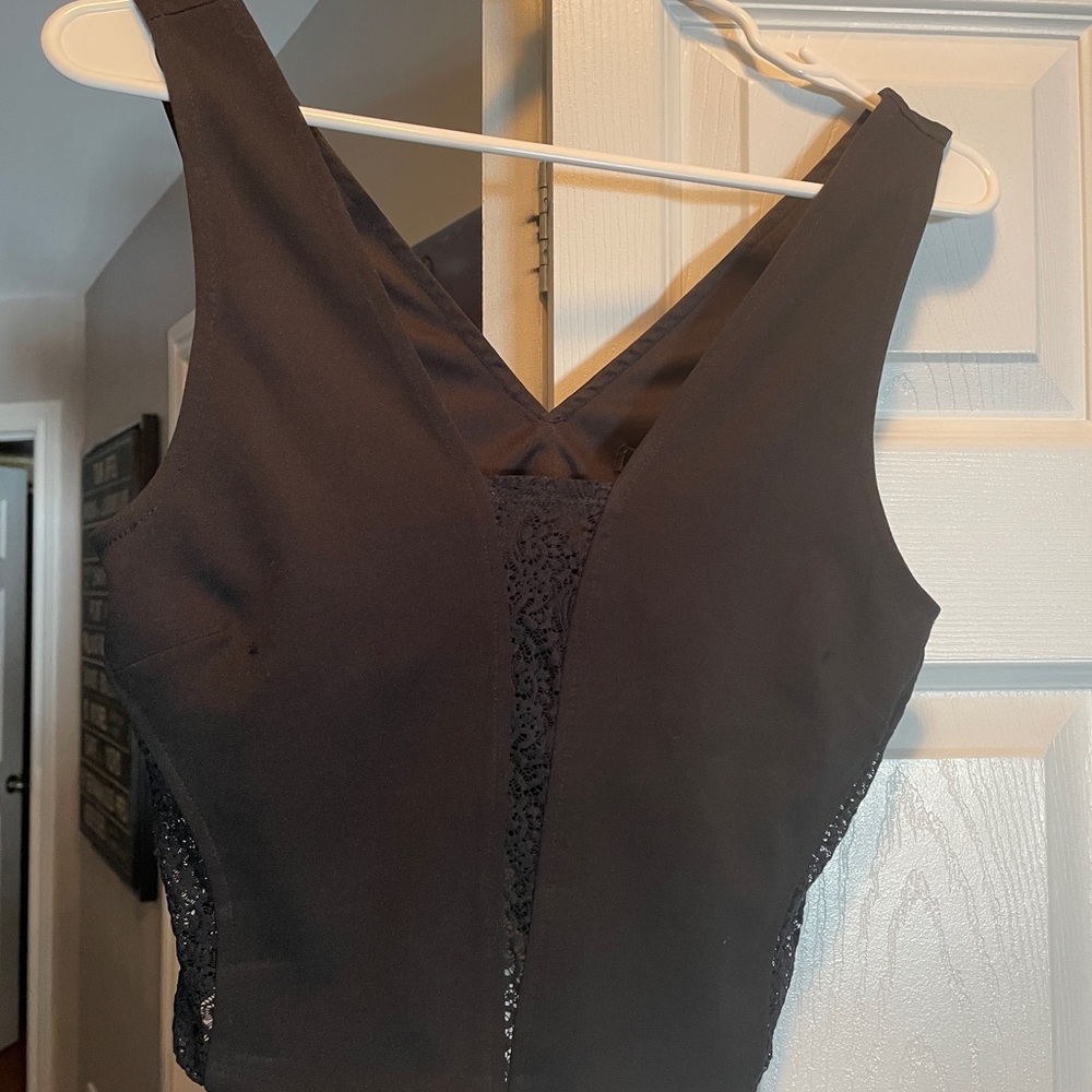 Dynamite crop top with lace center - Black